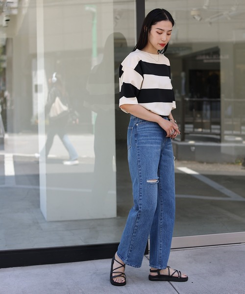 COLONY 2139（コロニートゥーワンスリーナイン）の「エステルヤーンワイドボーダーニットTシャツ（Tシャツ/カットソー・レディース・ネイビー/グリーン/ブラック・FREE）」の13枚目の写真