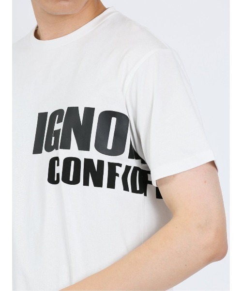 m.f.editorial（エムエフエディトリアル）の「【コットン100%】m.f.エディトリアル メンズ ラバーロゴ クルーネック半袖Tシャツ（Tシャツ/カットソー・メンズ・ホワイト・MEDIUM/LARGE）」の8枚目の写真