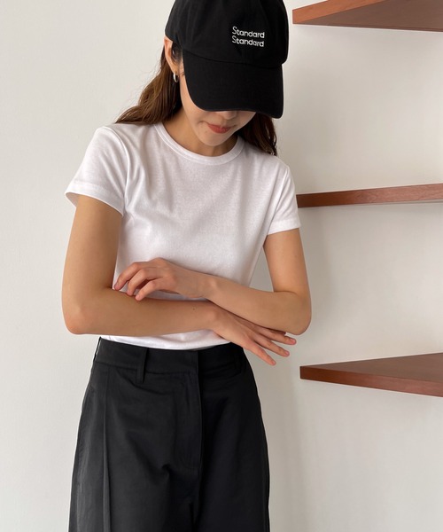 CANAL JEAN(キャナルジーン)の「El mar(エルマール) クルーネック袖ステッチコンパクトTシャツ(Tシャツ/カットソー・レディース・ホワイト/ブラック/ブルー・ONE SIZE)」の2枚目の写真