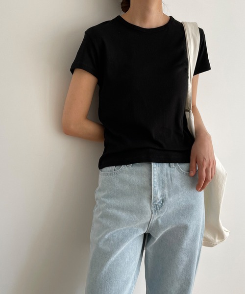 CANAL JEAN(キャナルジーン)の「El mar(エルマール) クルーネック袖ステッチコンパクトTシャツ(Tシャツ/カットソー・レディース・ホワイト/ブラック/ブルー・ONE SIZE)」の3枚目の写真