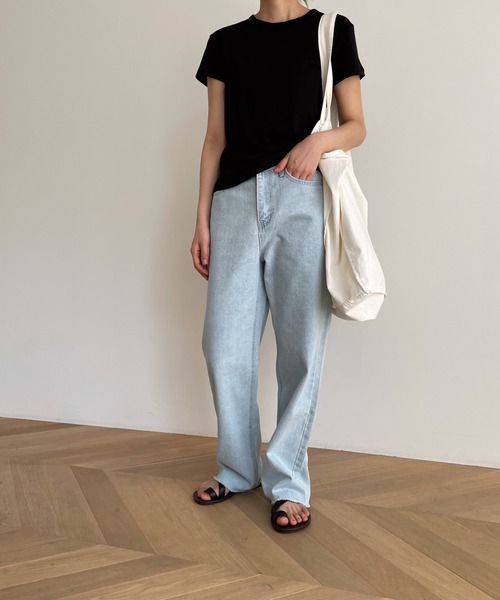 CANAL JEAN(キャナルジーン)の「El mar(エルマール) クルーネック袖ステッチコンパクトTシャツ(Tシャツ/カットソー・レディース・ホワイト/ブラック/ブルー・ONE SIZE)」の16枚目の写真