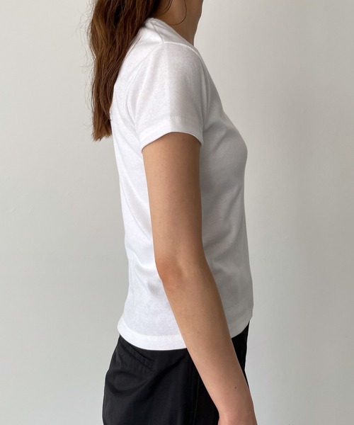CANAL JEAN(キャナルジーン)の「El mar(エルマール) クルーネック袖ステッチコンパクトTシャツ(Tシャツ/カットソー・レディース・ホワイト/ブラック/ブルー・ONE SIZE)」の15枚目の写真