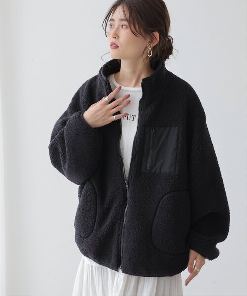 frames RAY CASSIN（フレームスレイカズン）の「配色オーバーブルゾン（ブルゾン・レディース・キナリ/ブラック/グレイッシュベージュ・FREE）」の4枚目の写真