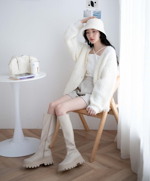 WEGO(ウィゴー)の「WEGO/ボリュームロングブーツ(ブーツ・レディース・ブラック/オフホワイト・MEDIUM/LARGE)」の14枚目の写真