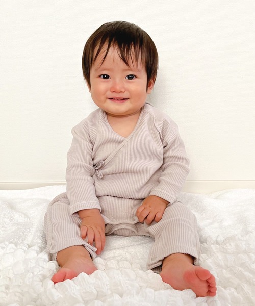 MAKE YOUR DAY（メイクユアデイ）の「無地リブコンビオール（ロンパース・キッズ・グレー/ピンク/アイボリー/イエロー・50-60㎝/70-80cm）」の2枚目の写真