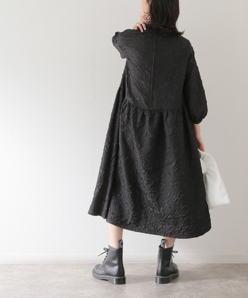 Torrazzo Donna(トラッゾドンナ)の「【TORRAZZO DONNA/トラッゾドンナ】Jacquard Flare Silhouette:ワンピース(ワンピース・レディース・ブラック・FREE)」の5枚目の写真