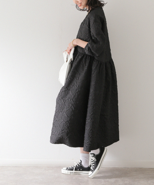 Torrazzo Donna(トラッゾドンナ)の「【TORRAZZO DONNA/トラッゾドンナ】Jacquard Flare Silhouette:ワンピース(ワンピース・レディース・ブラック・FREE)」の6枚目の写真