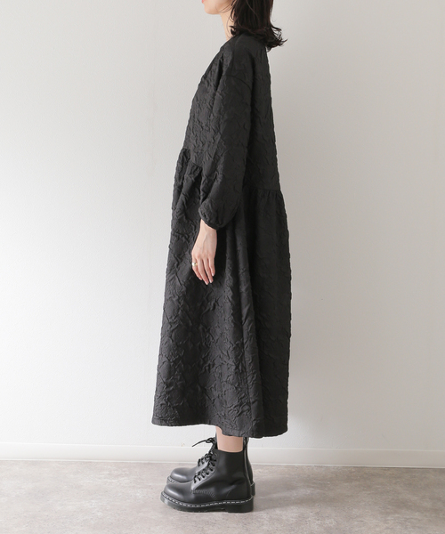 Torrazzo Donna(トラッゾドンナ)の「【TORRAZZO DONNA/トラッゾドンナ】Jacquard Flare Silhouette:ワンピース(ワンピース・レディース・ブラック・FREE)」の8枚目の写真