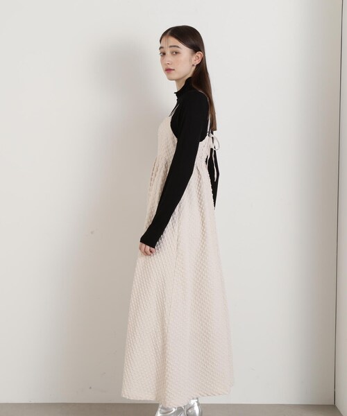 N.（N. Natural Beauty Basic）（エヌエヌナチュラルビューティーベーシック）の「スクエアジャガードボリュームキャミワンピース（ワンピース・レディース・ホワイト/ブラック・MEDIUM）」の22枚目の写真
