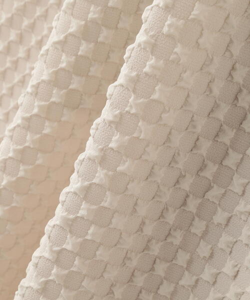 N.（N. Natural Beauty Basic）（エヌエヌナチュラルビューティーベーシック）の「スクエアジャガードボリュームキャミワンピース（ワンピース・レディース・ホワイト/ブラック・MEDIUM）」の6枚目の写真