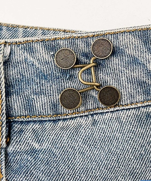 florist（フローリスト）の「ウエスト調整アジャスターバックル（ベルト・レディース・ゴールド系1/ブラック系2/ホワイト系3/ブラック系4/ホワイト系5/ブラウン系1/ホワイト系1/ブラック系5/シルバー系1/アイボリー系1/ブラック系1/ブラック系3/ホワイト系4・M/L）」の10枚目の写真