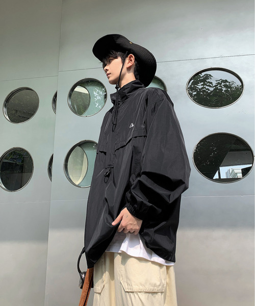 neos（ネオス）の「【neos -addictive design-】ルーズシルエット ナイロンライク ハーフジップ アノラック プルオーバー（ナイロンジャケット・メンズ・ブラック/ライトベージュ/パープル・MEDIUM/X-LARGE/LARGE）」の13枚目の写真