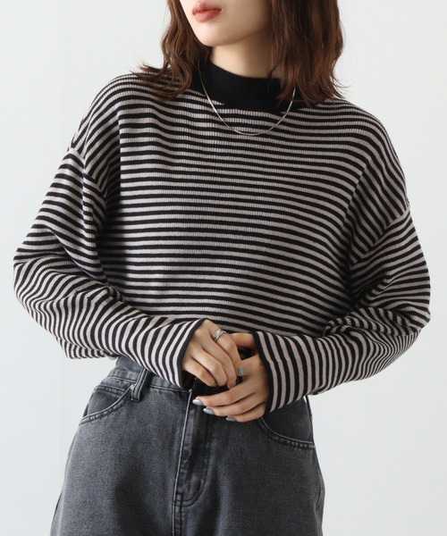 hunch(ハンチ)の「hunch 静電気防止やわもちヤーンベルスリーブハイネックニットPO(ニット/セーター・レディース・ライトブラウン/ブラック×グレー/グレイッシュベージュ/ブラック・FREE)」の3枚目の写真