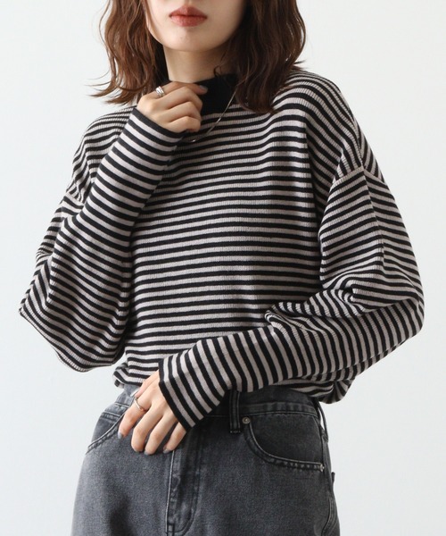hunch(ハンチ)の「hunch 静電気防止やわもちヤーンベルスリーブハイネックニットPO(ニット/セーター・レディース・ライトブラウン/ブラック×グレー/グレイッシュベージュ/ブラック・FREE)」の12枚目の写真