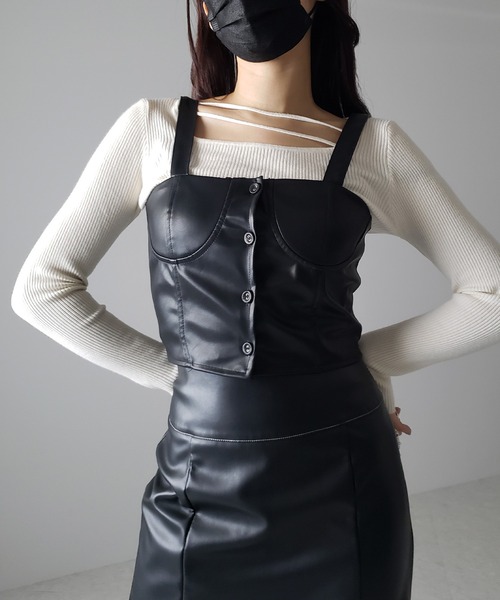 me+em select(ミームセレクト)の「※【 2color 】ミニボタンコルセットフェイクレザービスチェ(その他トップス・レディース・アイボリー/ブラック・FREE)」の8枚目の写真