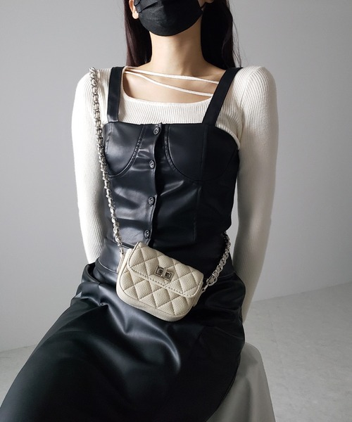 me+em select(ミームセレクト)の「※【 2color 】ミニボタンコルセットフェイクレザービスチェ(その他トップス・レディース・アイボリー/ブラック・FREE)」の9枚目の写真