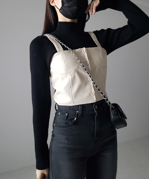 me+em select(ミームセレクト)の「※【 2color 】ミニボタンコルセットフェイクレザービスチェ(その他トップス・レディース・アイボリー/ブラック・FREE)」の14枚目の写真