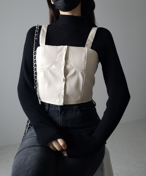 me+em select(ミームセレクト)の「※【 2color 】ミニボタンコルセットフェイクレザービスチェ(その他トップス・レディース・アイボリー/ブラック・FREE)」の17枚目の写真