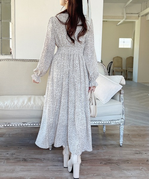 MIIA（ミーア）の「パフスリーブ長袖マキシワンピース（ワンピース・レディース・ブラック系その他/ブルー/ブラック/ドット/ホワイト系その他2・FREE）」の13枚目の写真