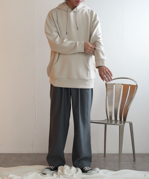 SENSE OF PLACE by URBAN RESEARCH（センスオブプレイスバイアーバンリサーチ）の「ダンボールポンチスウェットパーカ（パーカー・メンズ・ライトベージュ/ブルー/ブラック・LARGE/MEDIUM）」の17枚目の写真