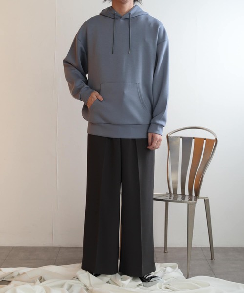 SENSE OF PLACE by URBAN RESEARCH（センスオブプレイスバイアーバンリサーチ）の「ダンボールポンチスウェットパーカ（パーカー・メンズ・ライトベージュ/ブルー/ブラック・LARGE/MEDIUM）」の10枚目の写真