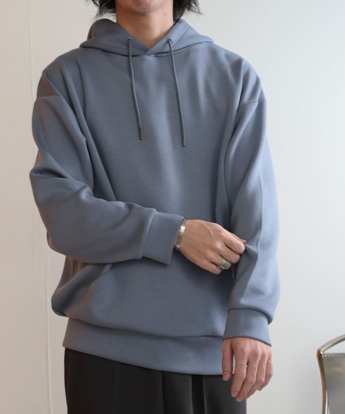 SENSE OF PLACE by URBAN RESEARCH（センスオブプレイスバイアーバンリサーチ）の「ダンボールポンチスウェットパーカ（パーカー・メンズ・ライトベージュ/ブルー/ブラック・LARGE/MEDIUM）」の3枚目の写真