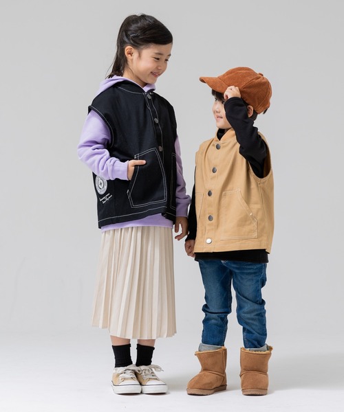 JAM & LINK（ジャムアンドリンク）の「ツイル ベスト（ベスト・キッズ・ベージュ/ブラック・120cm/130cm/160cm/140cm/110cm/150cm）」の4枚目の写真