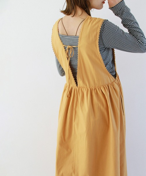 Crisp（クリスプ）の「バックリボンギャザーワンピース（ワンピース・レディース・チャコールグレー/マスタード・FREE）」の9枚目の写真