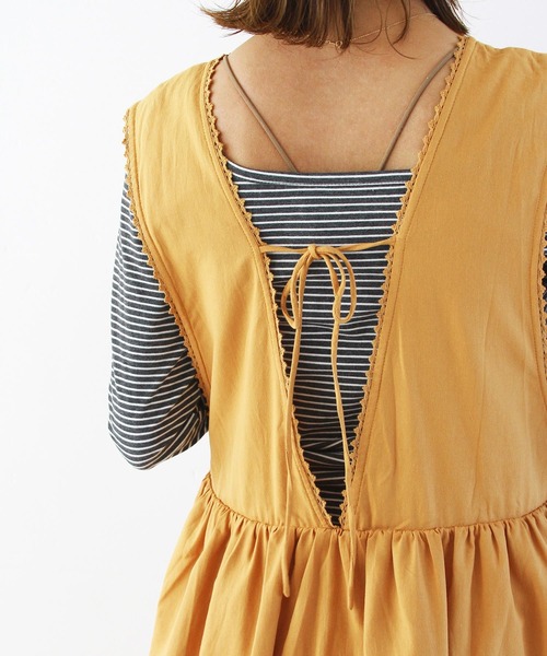 Crisp（クリスプ）の「バックリボンギャザーワンピース（ワンピース・レディース・チャコールグレー/マスタード・FREE）」の10枚目の写真