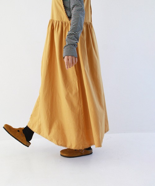 Crisp（クリスプ）の「バックリボンギャザーワンピース（ワンピース・レディース・チャコールグレー/マスタード・FREE）」の14枚目の写真