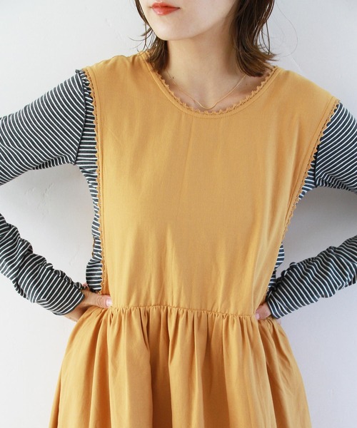 Crisp（クリスプ）の「バックリボンギャザーワンピース（ワンピース・レディース・チャコールグレー/マスタード・FREE）」の7枚目の写真