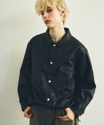 Auntie Rosa（アンティローザ）の「ボタンアップ合成皮革オーバーサイズブルゾン（ブルゾン）」