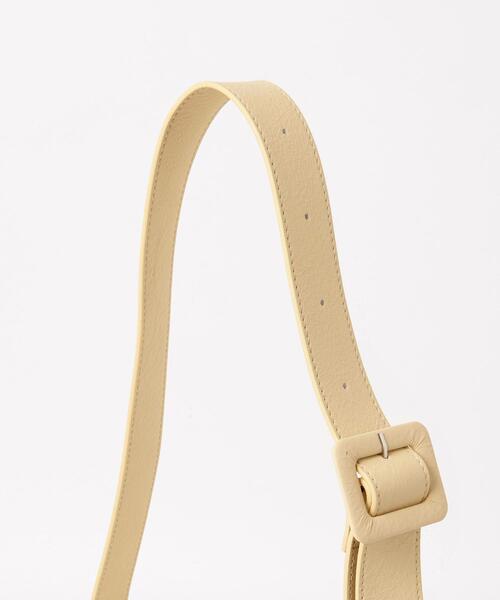BEAUTY&YOUTH UNITED ARROWS（ビューティーアンドユースユナイテッドアローズ）の「ロングフラップ ワイドベルト ショルダーバッグ -2WAY-（ショルダーバッグ・レディース・ブラック/クリーム・FREE）」の11枚目の写真