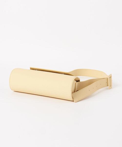 BEAUTY&YOUTH UNITED ARROWS（ビューティーアンドユースユナイテッドアローズ）の「ロングフラップ ワイドベルト ショルダーバッグ -2WAY-（ショルダーバッグ・レディース・ブラック/クリーム・FREE）」の12枚目の写真