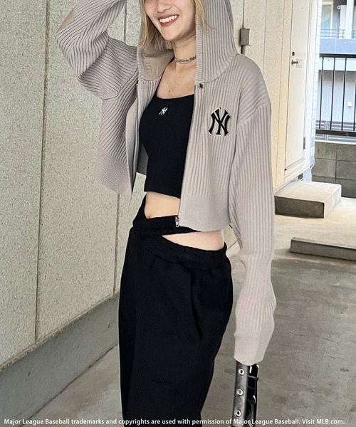BACK TO THE FIELD（バック トゥー ザ フィールド）の「【MLB】エルボーパッチニットロゴパーカー（パーカー・レディース・ベージュ/カーキ/ブラック・FREE）」の11枚目の写真