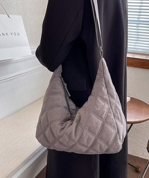 キルティングショルダーバッグ