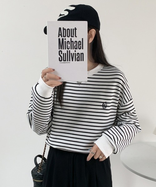 ECLIN(エクラン)の「ワンポイント刺繍ベーシックボーダーロンT(Tシャツ/カットソー・レディース・ホワイト/ブラック・M/L/XL)」の11枚目の写真