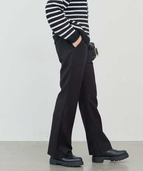 IENA（イエナ）の「MULECLEイージーフレアパンツ（スラックス・レディース・ブラック/キャメル・36/38）」の8枚目の写真