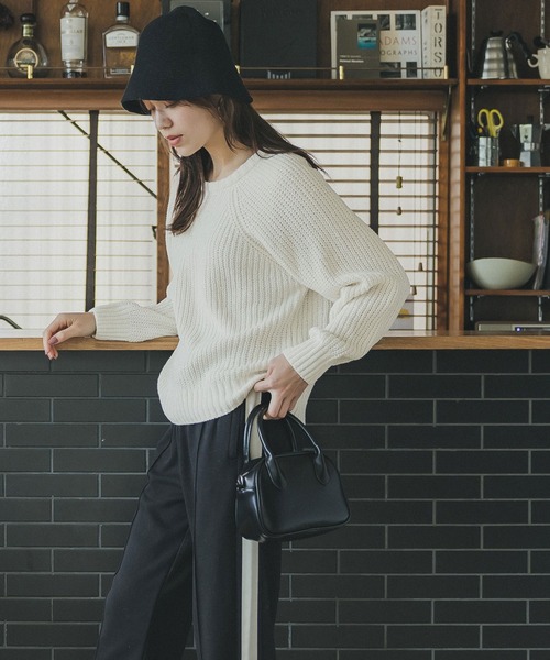 coca（coca）（コカ）の「モールタッチクルーネックニット（ニット/セーター・レディース・ネイビー/アイボリー・M/L）」の4枚目の写真