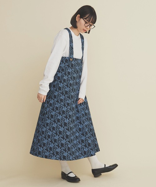 I am I in fact...（アイアムアイインファクト）の「ANGEL CHARM jumper skirt（スカート・レディース・ネイビー/ベージュ・FREE）」の2枚目の写真