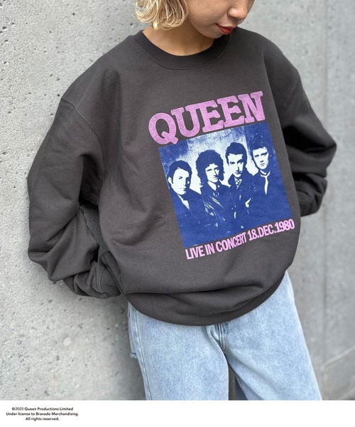 CIAOPANIC（チャオパニック）の「【ユニセックス】【QUEEN/クイーン】ツアーモチーフヴィンテージ加工ロックスウェット（スウェット・レディース・ホワイト/チャコールグレー・FREE）」の13枚目の写真