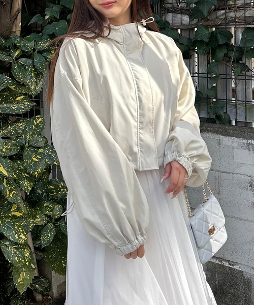 INGNI（イング）の「クロップド丈マウンテンパーカー／A（マウンテンパーカー・レディース・アイボリー/ブラック・M）」の16枚目の写真