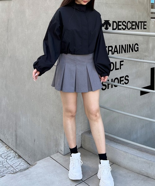 INGNI（イング）の「クロップド丈マウンテンパーカー／A（マウンテンパーカー・レディース・アイボリー/ブラック・M）」の19枚目の写真