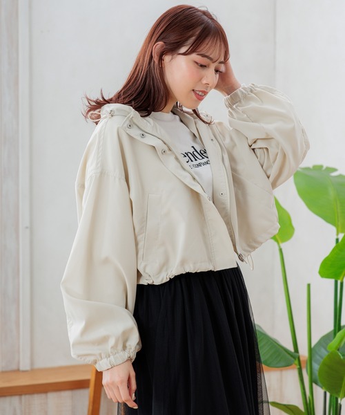INGNI（イング）の「クロップド丈マウンテンパーカー／A（マウンテンパーカー・レディース・アイボリー/ブラック・M）」の10枚目の写真