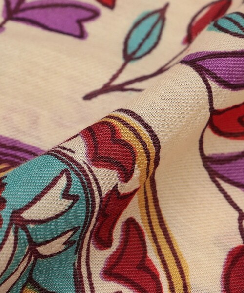 manipuri（マニプリ）の「manipuri:コットン シルク ストール ◇（ストール/ショール・レディース・レッド/ベージュ・ONE SIZE）」の7枚目の写真