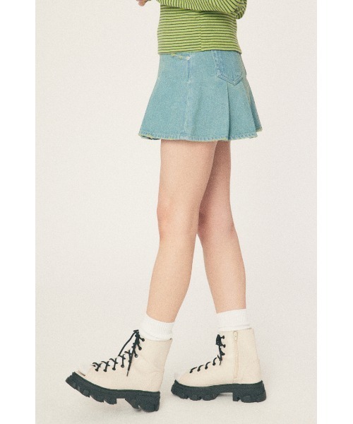 RODEO CROWNS WIDE BOWL（ロデオクラウンズワイドボウル）の「デニムプリーツミニスカート（デニムスカート・レディース・ライトブルー/ブラック・SMALL/MEDIUM）」の3枚目の写真