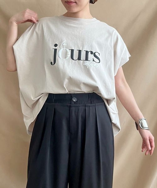 LHELBIE（レルビエ）の「パール＋ロゴボックスTシャツ（Tシャツ/カットソー・レディース・オフホワイト/チャコールグレー/グレイッシュベージュ・M）」の15枚目の写真