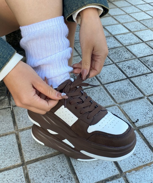 WEGO（ウィゴー）の「WEGO/ベーシックスニーカー（スニーカー・レディース・その他1/ピンク/ホワイト/その他4/その他2/その他3/ブラック/キャメル/ブラウン系その他/グレー系その他・MEDIUM/LARGE/SMALL/X-LARGE）」の4枚目の写真