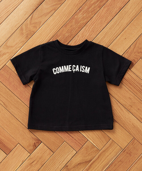 COMME CA ISM(コムサイズム)の「半袖ロゴTシャツ(ベビーサイズ)(その他ベビー用品・キッズ・グレイッシュベージュ/サックスブルー/ブラック/ピンク/オートミール・80-90cm)」の2枚目の写真