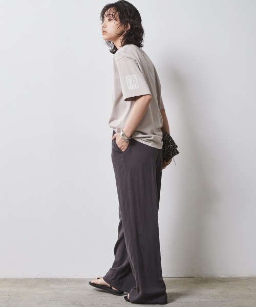 CHIC STYLE（シックスタイル）の「レーヨン麻リラックスワイドパンツ ＜大きいサイズ有＞シックスタイル　（その他パンツ・レディース・チャコール/レッド/グリーン/オフホワイト/ブルー・M/L/LL/3L/4L/5L）」の21枚目の写真